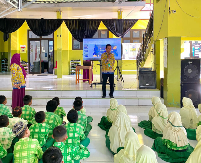 MIN 1 KOTA GORONTALO GELAR P5RA BERTEMA MAKANAN KHAS GORONTALO
