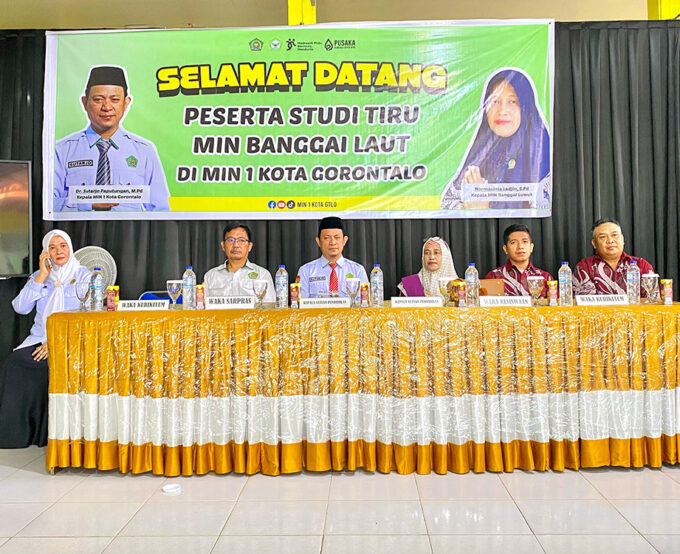 STUDI TIRU OLEH MIN BANGGAI LAUT DI MIN 1 KOTA GORONTALO