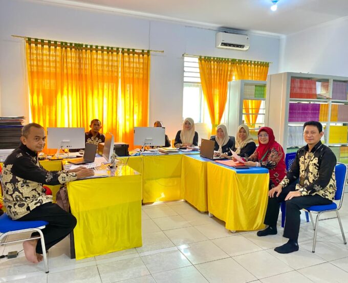 Pendampingan Pengisian Eviden EDM di MIN 1 Kota Gorontalo Pendampingan Pengisian Eviden EDM di MIN 1 Kota Gorontalo