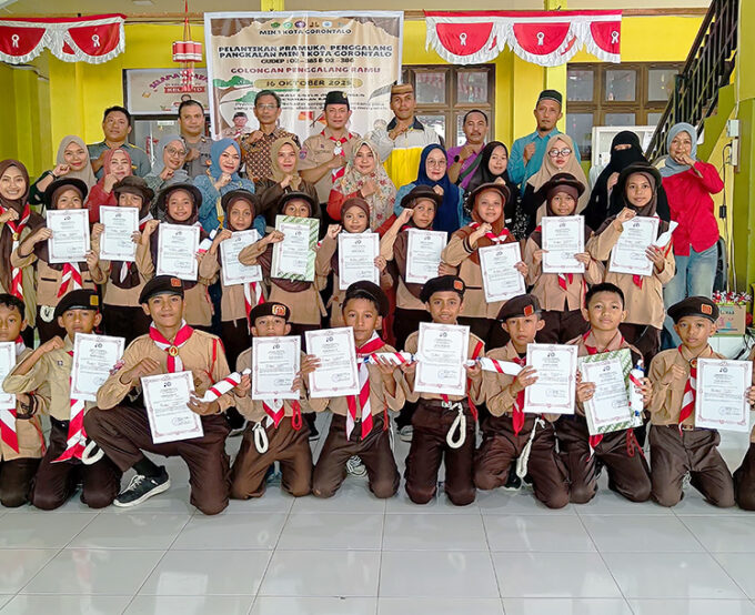 Pelantikan Pramuka Penggalang Ramu di MIN 1 Kota Gorontalo Pelantikan Pramuka Penggalang Ramu di MIN 1 Kota Gorontalo