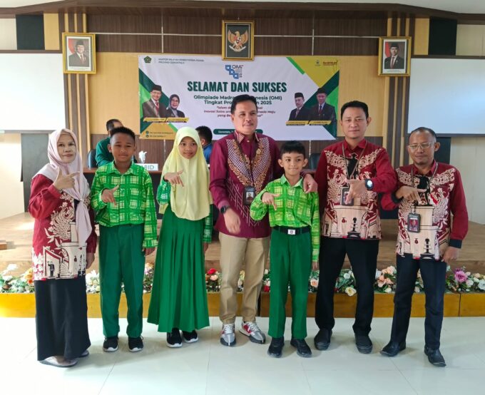 KEPALA MIN 1 KOTA GORONTALO HADIRI PEMBUKAAN OLIMPIADE MADRASAH INDONESIA TINGKAT PROVINSI KEPALA MIN 1 KOTA GORONTALO HADIRI PEMBUKAAN OLIMPIADE MADRASAH INDONESIA TINGKAT PROVINSI