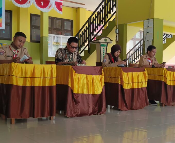 Pengambilan SKK Penggalang Pramuka Gudep MIN 1 Kota Gorontalo Pengambilan SKK Penggalang Pramuka Gudep MIN 1 Kota Gorontalo