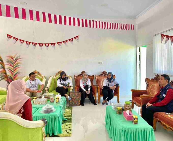 BPOM DAN PRAMUKA SAKA POM SOSIALISASIKAN KEAMANAN PANGAN DI MIN 1 KOTA GORONTALO