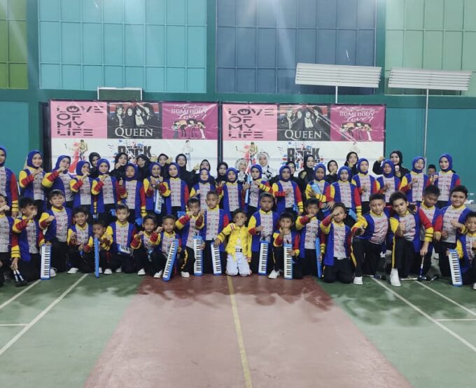 Marching Band Ummatan Washatan MIN 1 Kota Gorontalo Raih Juara 2 Divisi Junior