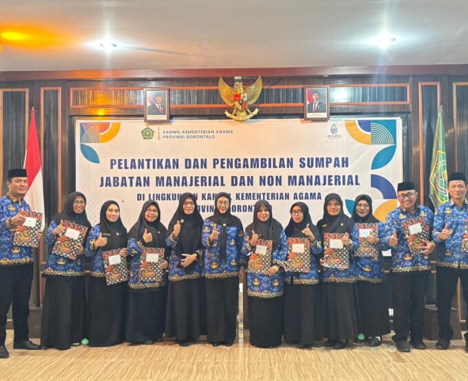 Dua Perwakilan MIN 1 Kota Gorontalo Ikuti Pelantikan Jabatan di Lingkungan Kemenag Provinsi Gorontalo