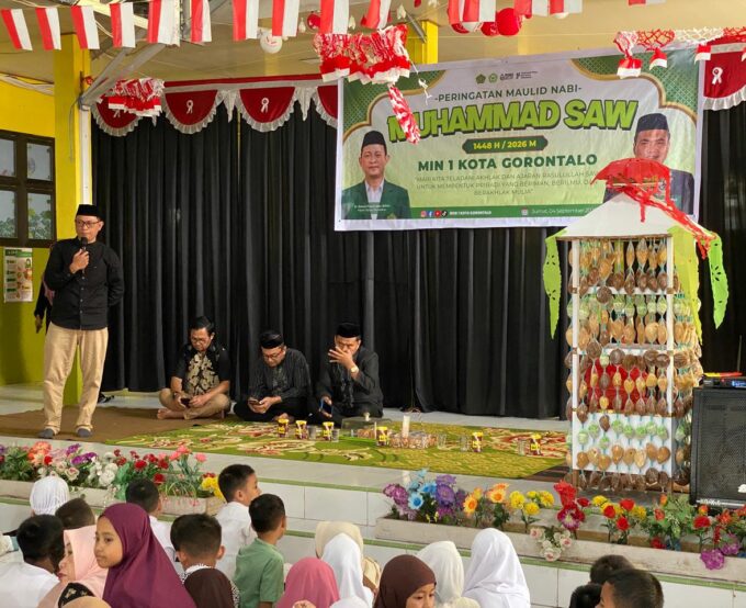 Ketika Maulid Tak Sekadar Perayaan: 40 Tolangga Dihadirkan untuk Menebar Manfaat